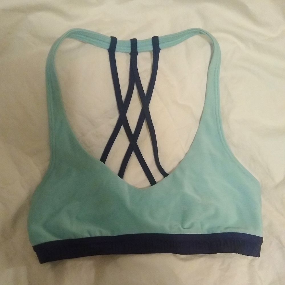 Under Armour XS sports bra